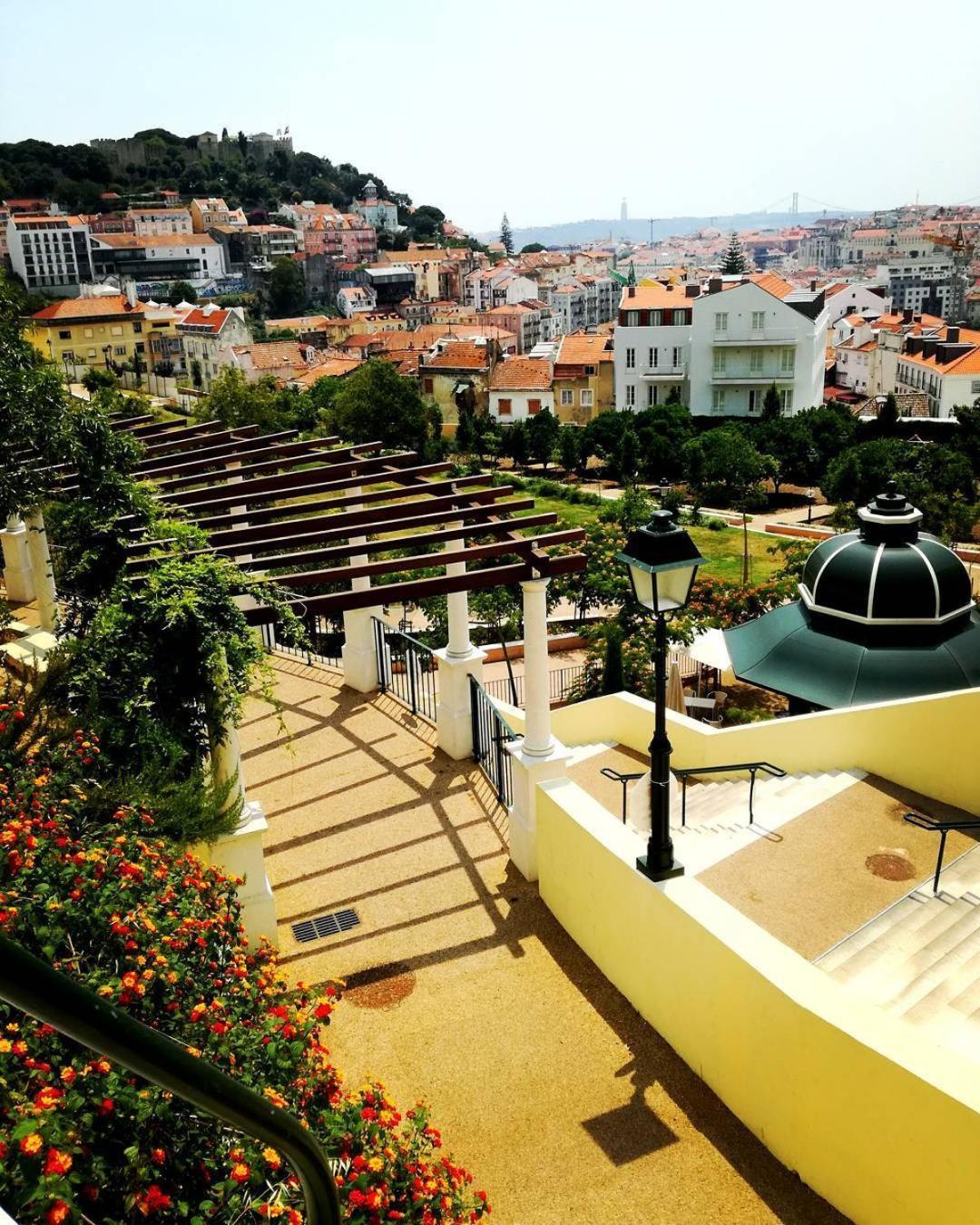 Costa Do Castelo Terrace, Em Rua Dos Lagares 8 Apartment Lisbon Luaran gambar